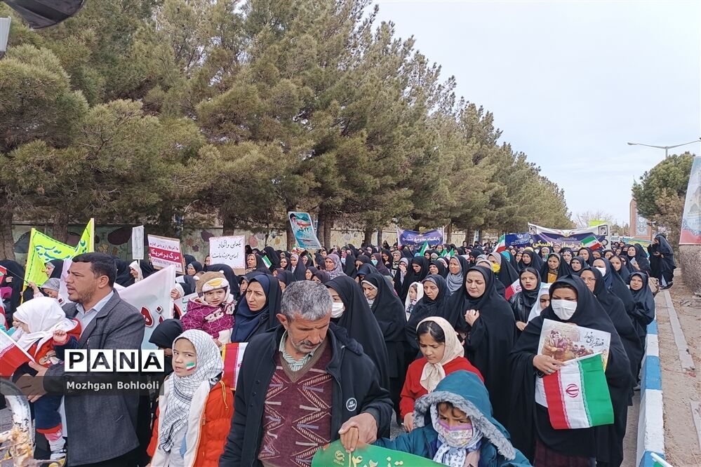 راهپیمایی 22 بهمن در شهرستان سربیشه