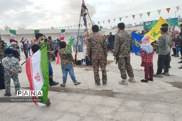 موج وحدت مردم حاجی‌آباد در راهپیمایی ۲۲ بهمن