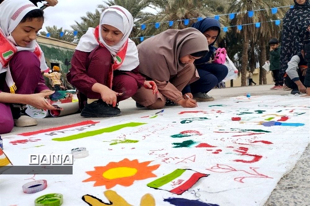 موج وحدت مردم حاجی‌آباد در راهپیمایی ۲۲ بهمن