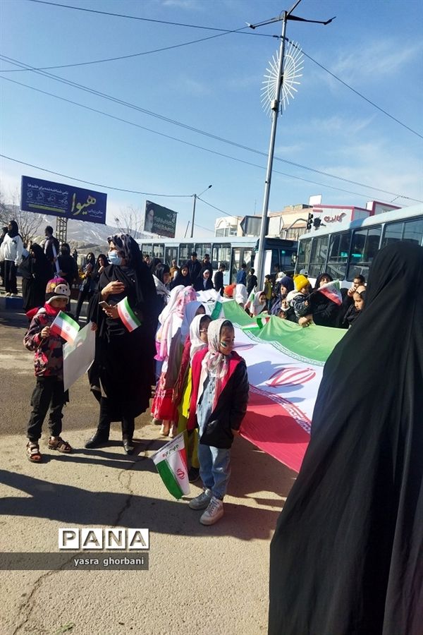 راهپیمایی ۲۲ بهمن در شیروان