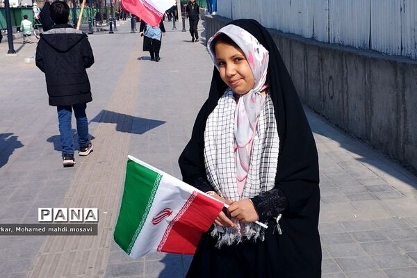 حضور باشکوه مردم ناحیه 2 شهرری در راهپیمایی 22 بهمن