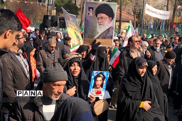 حضور باشکوه مردم ناحیه 2 شهرری در راهپیمایی 22 بهمن