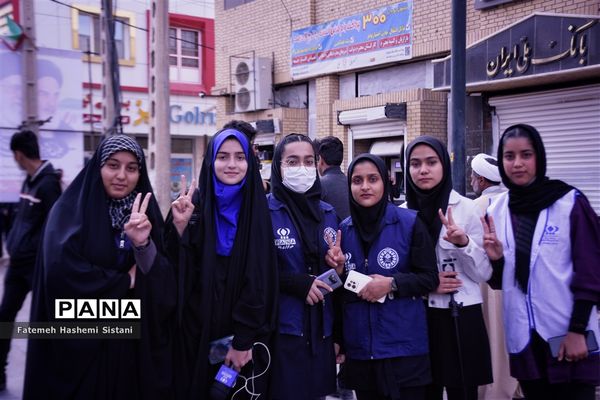 راهپیمایی ۲۲ بهمن در شهرستان زابل