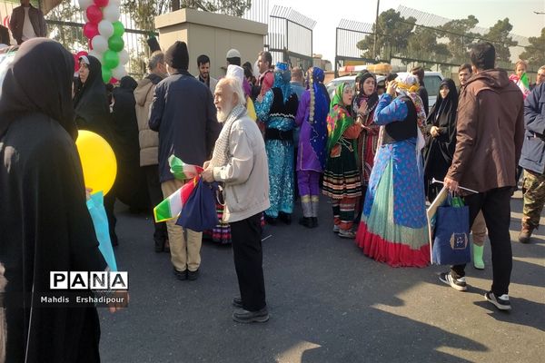 راهپیمایی ۲۲ بهمن ماه در میدان آزادی تهران