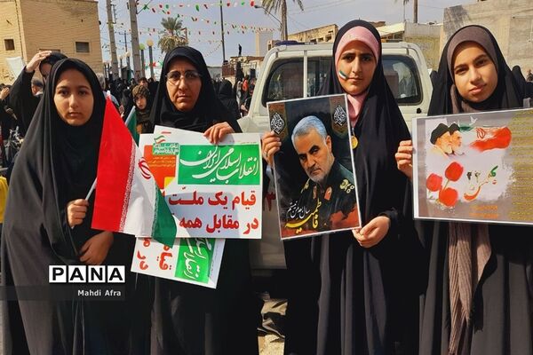 حضور پرشور دانش‌آموزان و فرهنگیان بهبهانی در راهپیمایی یوم الله 22 بهمن ماه