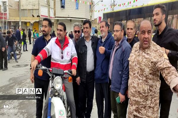 حضور پرشور دانش‌آموزان و فرهنگیان بهبهانی در راهپیمایی یوم الله 22 بهمن ماه