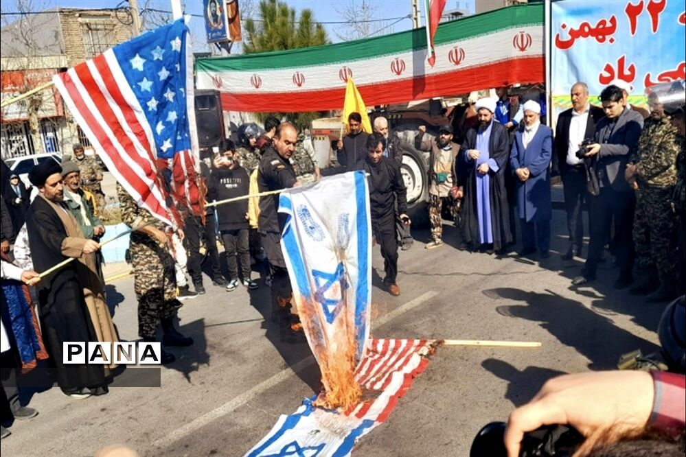 راهپیمایی بیست و دوم بهمن در شهرستان گالیکش