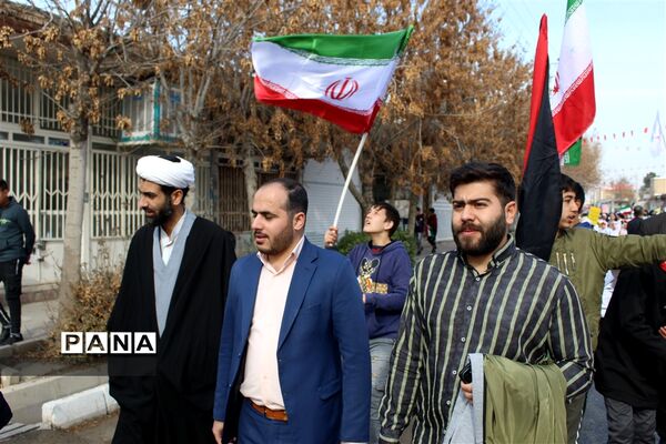 برگزاری راهپیمایی باشکوه ۲۲بهمن ماه در شهر جوادآباد