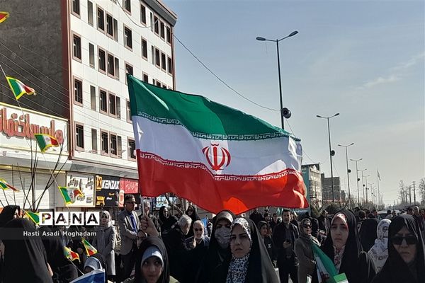راهپیمایی باشکوه یوم‌الله ۲۲ بهمن در شهرستان ملارد