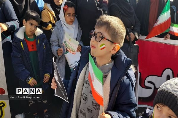 راهپیمایی باشکوه یوم‌الله ۲۲ بهمن در شهرستان ملارد