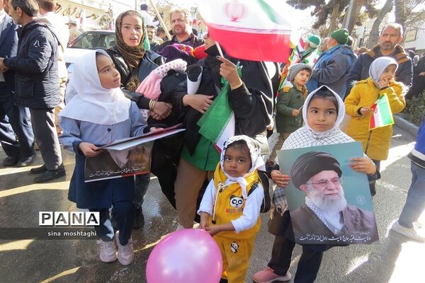 راهپیمائی ۲۲بهمن ماه۱۴۰۲ با حضور پرشور شهروندان شهرستان بجنورد