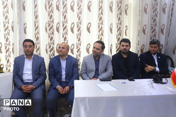 پانا؛ روایت ۲۴ سال آگاهی در قاب مانور رسانه‌ای آذربایجان شرقی