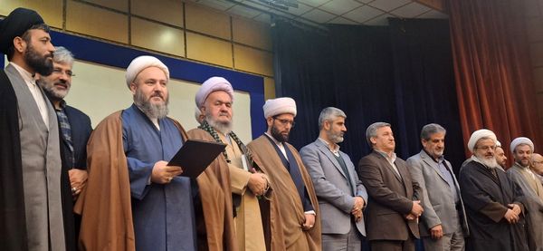 امام جمعه جدید تاکستان معرفی شد
