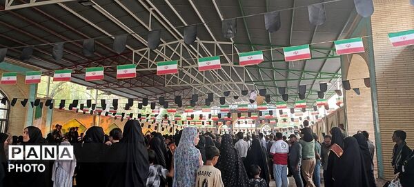 آرامش ابدی بر پیکر شهید «صیاد امید عربی» در میناب