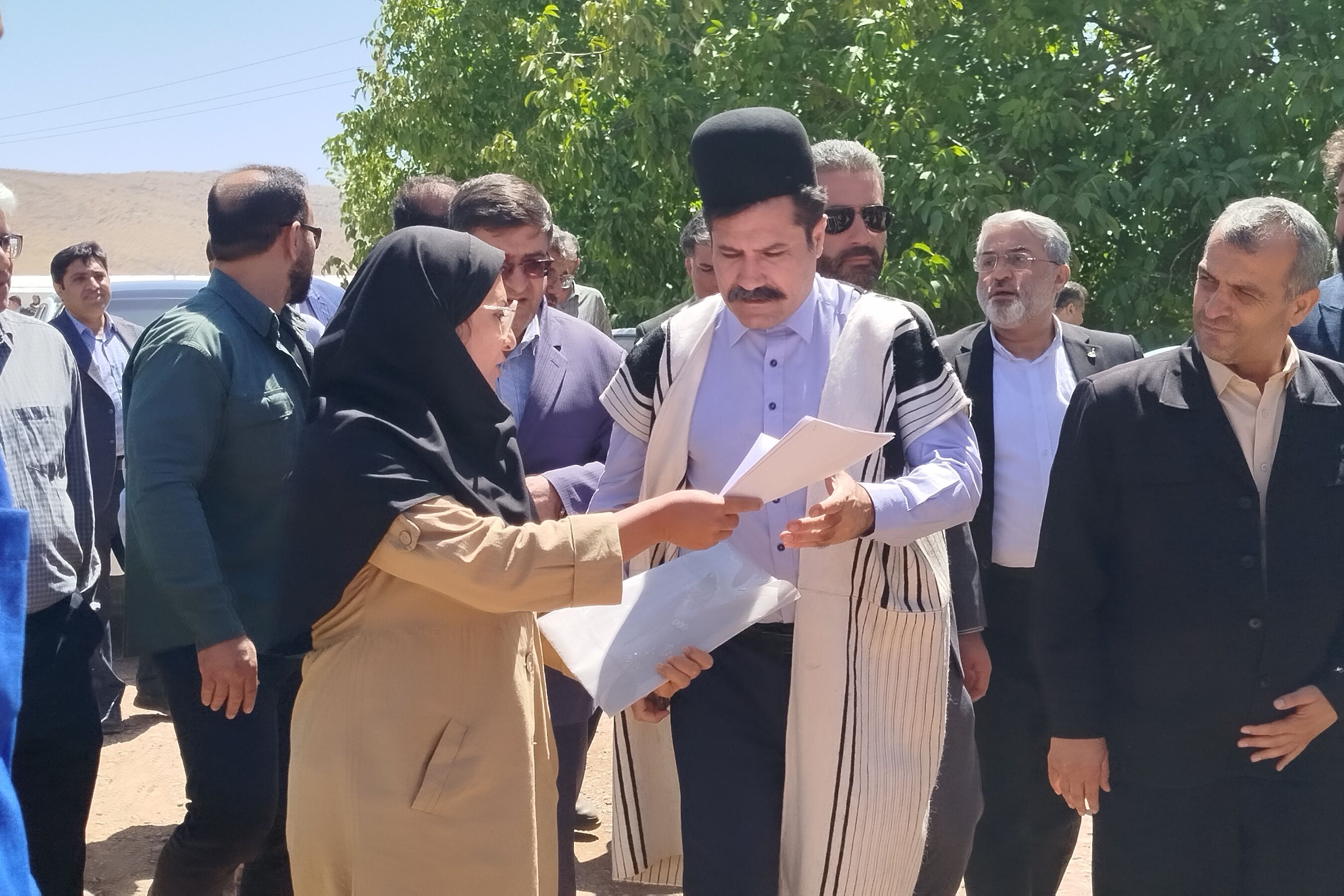 آیین کلنگ زنی پروژه آب چشمه سفید در خانمیرزا