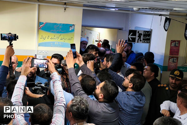 سفر وزیر بهداشت، درمان و آموزش پزشکی به کوه‌چنار فارس
