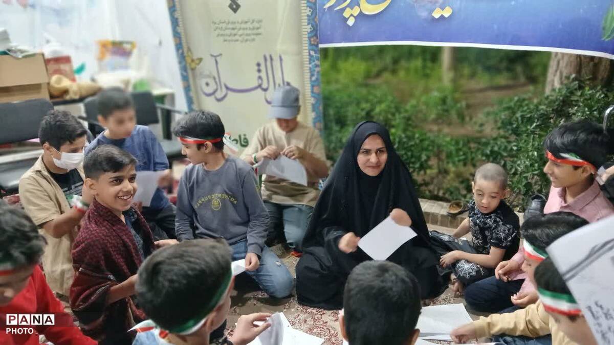 موکب سفیران قرآن، با حضور دانش‌آموزان نورانی شد