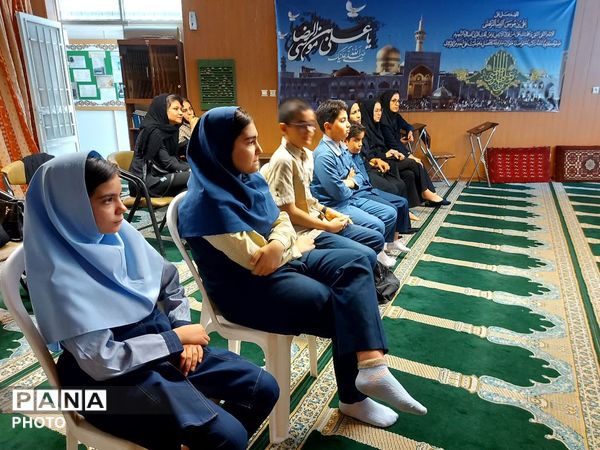 دوره آموزشی علمی مهارتی امداد و نجات ویژه سفیران سلامت منتخب ناحیه ۶