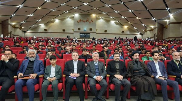 مَحفِـــلِ بزرگ اُنـــس با قُـــــرآن کریم در استان خراسان رضوی 
