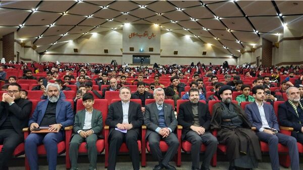 مَحفِـــلِ بزرگ اُنـــس با قُـــــرآن کریم در استان خراسان رضوی 