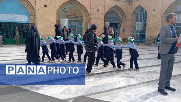 خاطره‌هایی زنده از راهپیمایی ۲۲ بهمن نیشابور