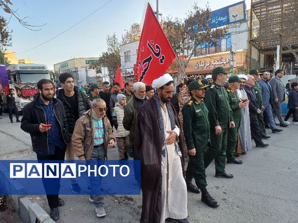 استقبال پرشور مردم از شهدای گمنام در شهرستان شیروان