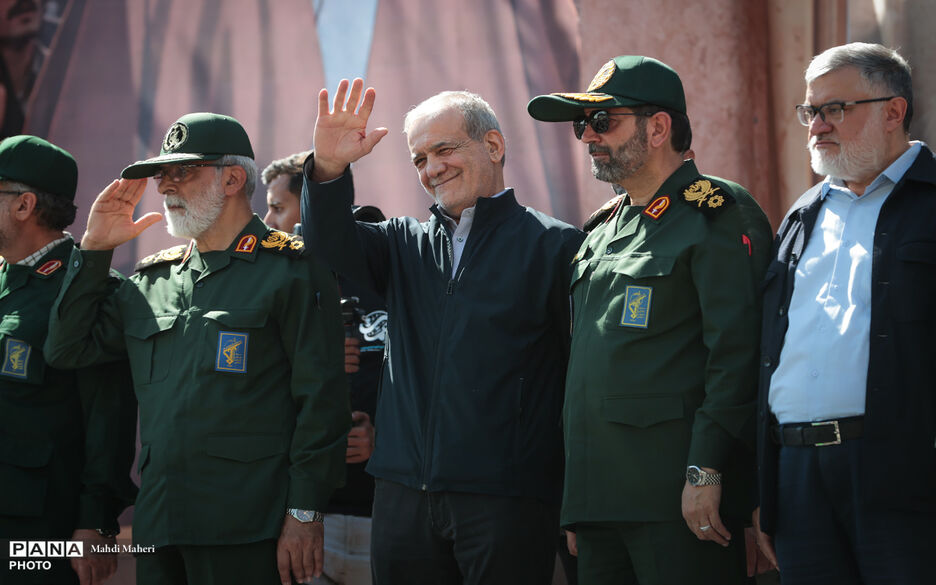 رزمایش جان‌فدایان ایران