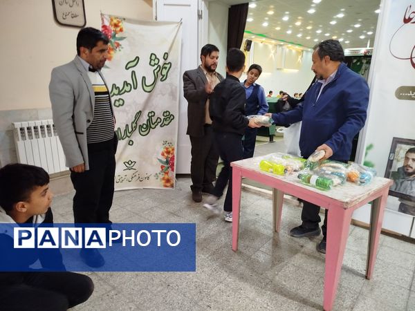 جشن عبادت ویژه دانش‌آموزان پسر 