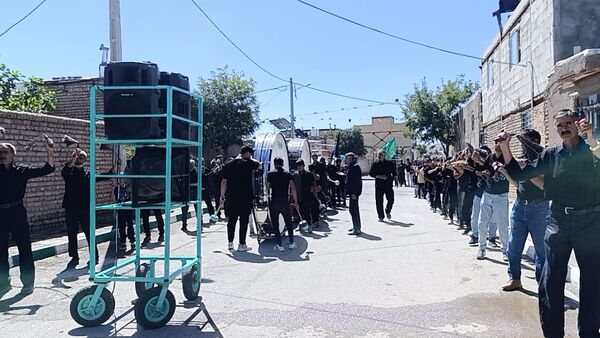 مراسم عزاداری  سرور و سالار شهیدان امام حسین علیه السلام در روستای سلطان آباد نمک