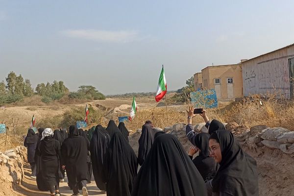 راهیان نور در مسیر نور