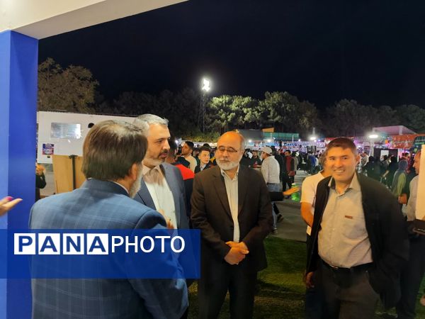 فعالیت غرفه منطقه ۱۰ شهرداری مشهد مقدس در جشنواره خانواده ورزش 