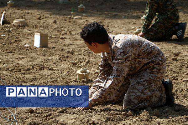 هفتمین کنگره شهدای معلم و بیش از ۱۱۰۰ دانش آموز شهید منطقه ۱۶