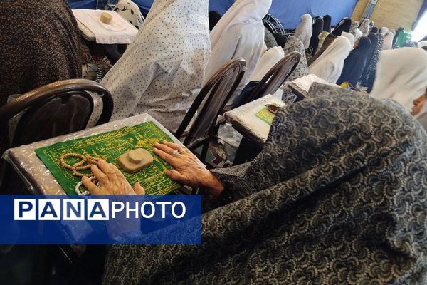 حضور پرشور فرهنگیان و دانش آموزان در نماز جمعه صفادشت ملارد 