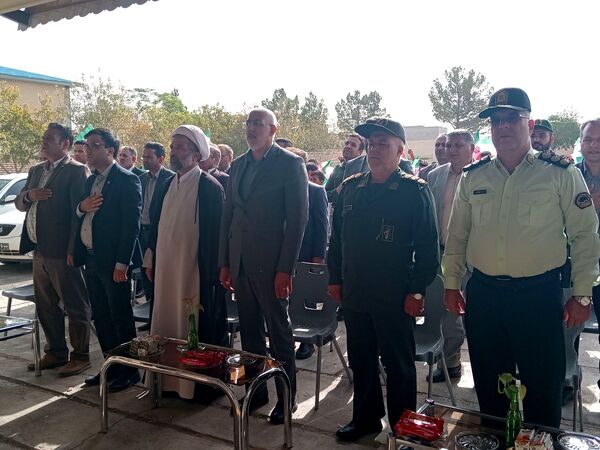 جشن جوانه ها در مدارس باخرز برگزار شد