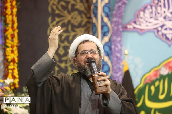 وداع با پیکر مطهر وزیر شهید اطلاعات در قم