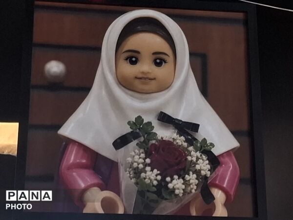 آشنایی نوجوانان با اصول اولیه کار با سلاح در غرفه «شهر کودک و نوجوان حسینی» محرم‌شهر