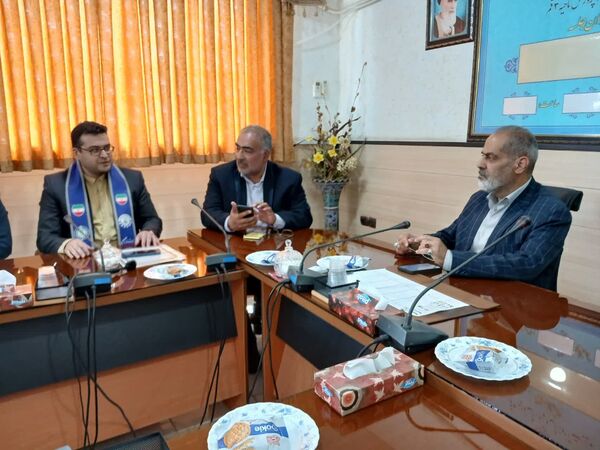 نشست خبرنگاران پانا با مدیر آموزش و پرورش ناحیه 3 قم