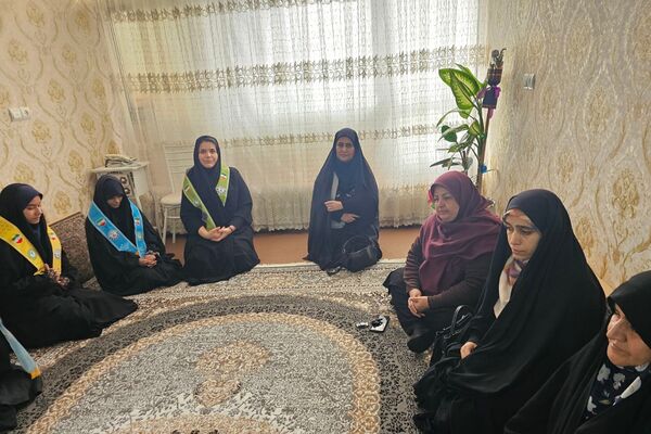 همایش «یاوران انقلاب؛ پیشتازان مقاومت» در دبیرستان دخترانه شهیدوجدانی پاک چهاردانگه 
