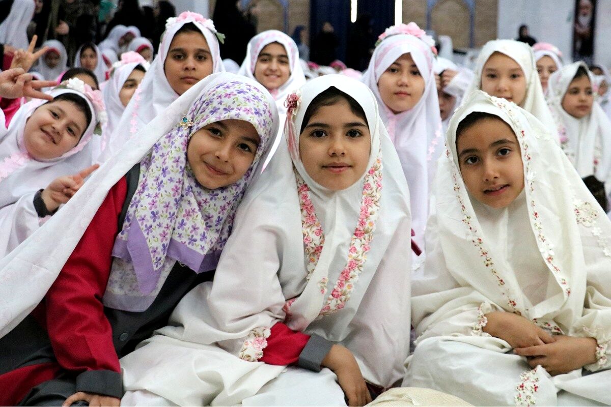 جشن فرشته‌ها، جشن بندگی 