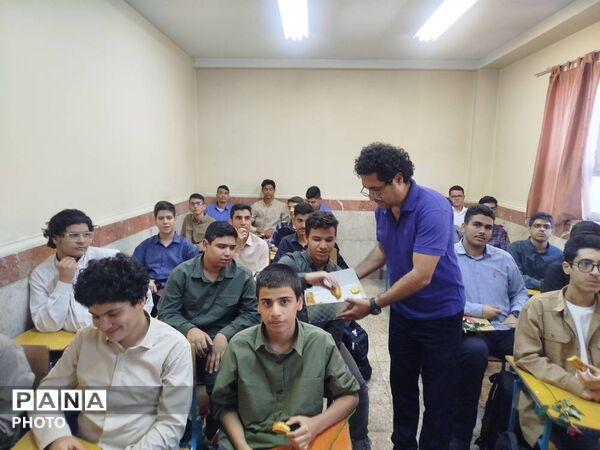 جشن باشکوه آغاز سال تحصیلی در مدرسه فرهنگ منطقه ۱۰