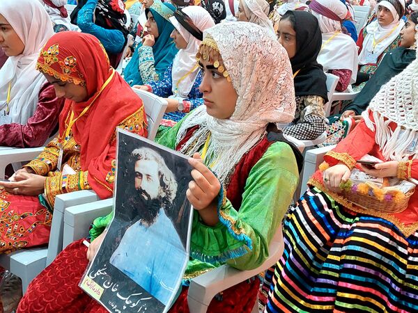 آئین افتتاح بیست و چهارمین اردوی عشایری دانش‌آموزان دختر سراسر کشور در مشهد