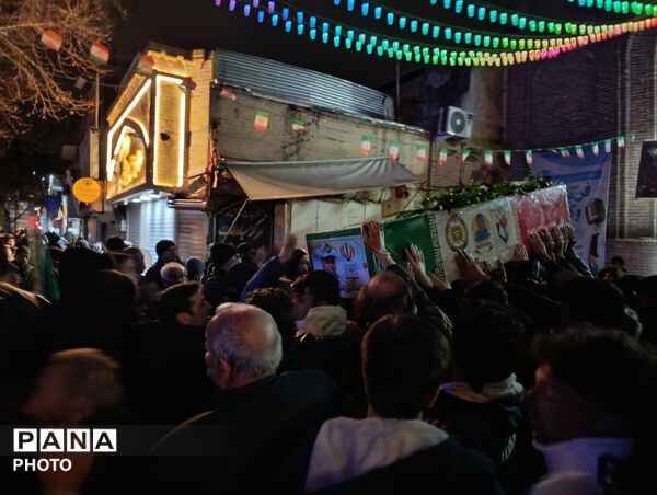 اجتماع بزرگ مردم شهرستان نیشابور و تشییع شهید جنگرمضان