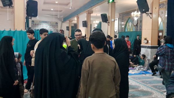 معتکفین با خانواده های خود دیدار کردند 