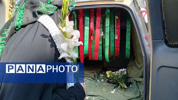 مراسم وداع با شهید گمنام در دبیرستان دانشور یک نیشابور