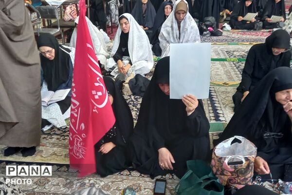 هم‌نوایی دانش‌آموزان شهرقدس در مصلی