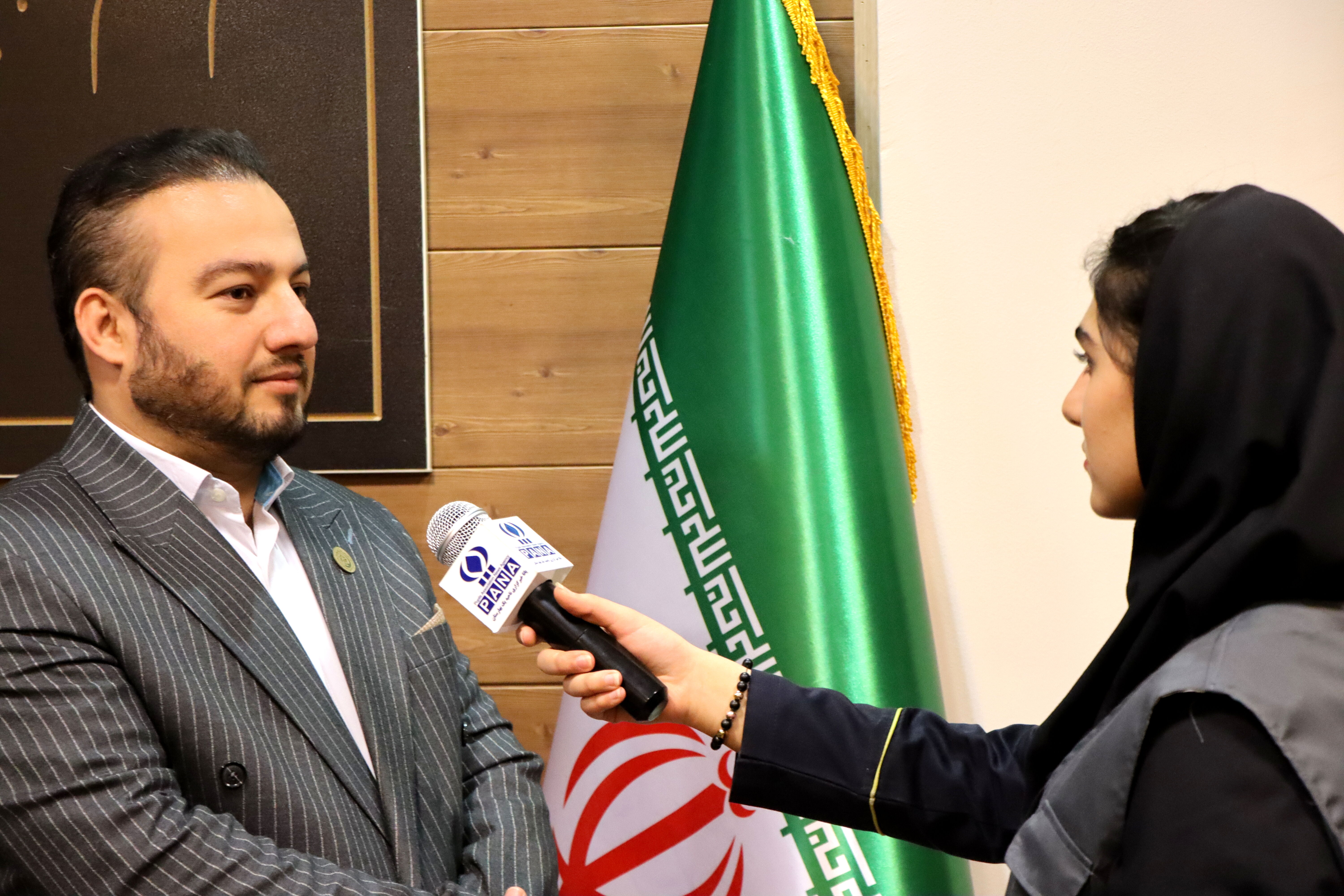مهم‌ترین وظیفه حراست، حفاظت از اسناد محرمانه است