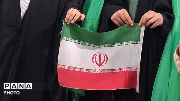 محفل نورانی دعای توسل و نماز استغاثه در آستانه چهلمین شهادت امام شهید 