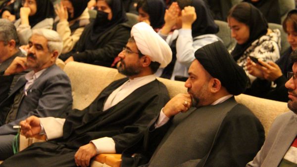 همایش فرزندان انقلاب «نسل انتظار» در فرهنگسرای بزرگ شهرکرد