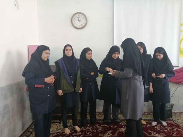 جشن مبعث پیامبر (ص) در دبیرستان فیاض