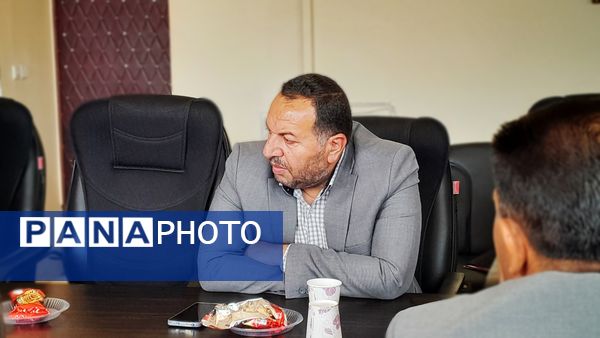 اولین جلسه شورای آموزش‌ و پرورش فارسان در سال ۱۴۰۴